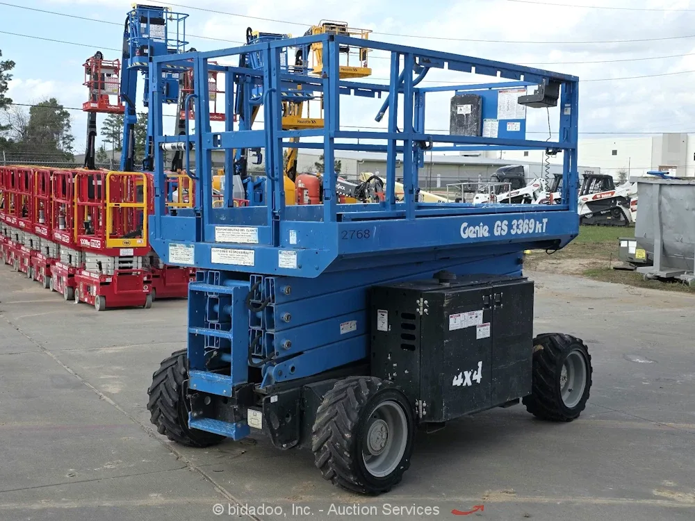 2017 Genie GS-3369