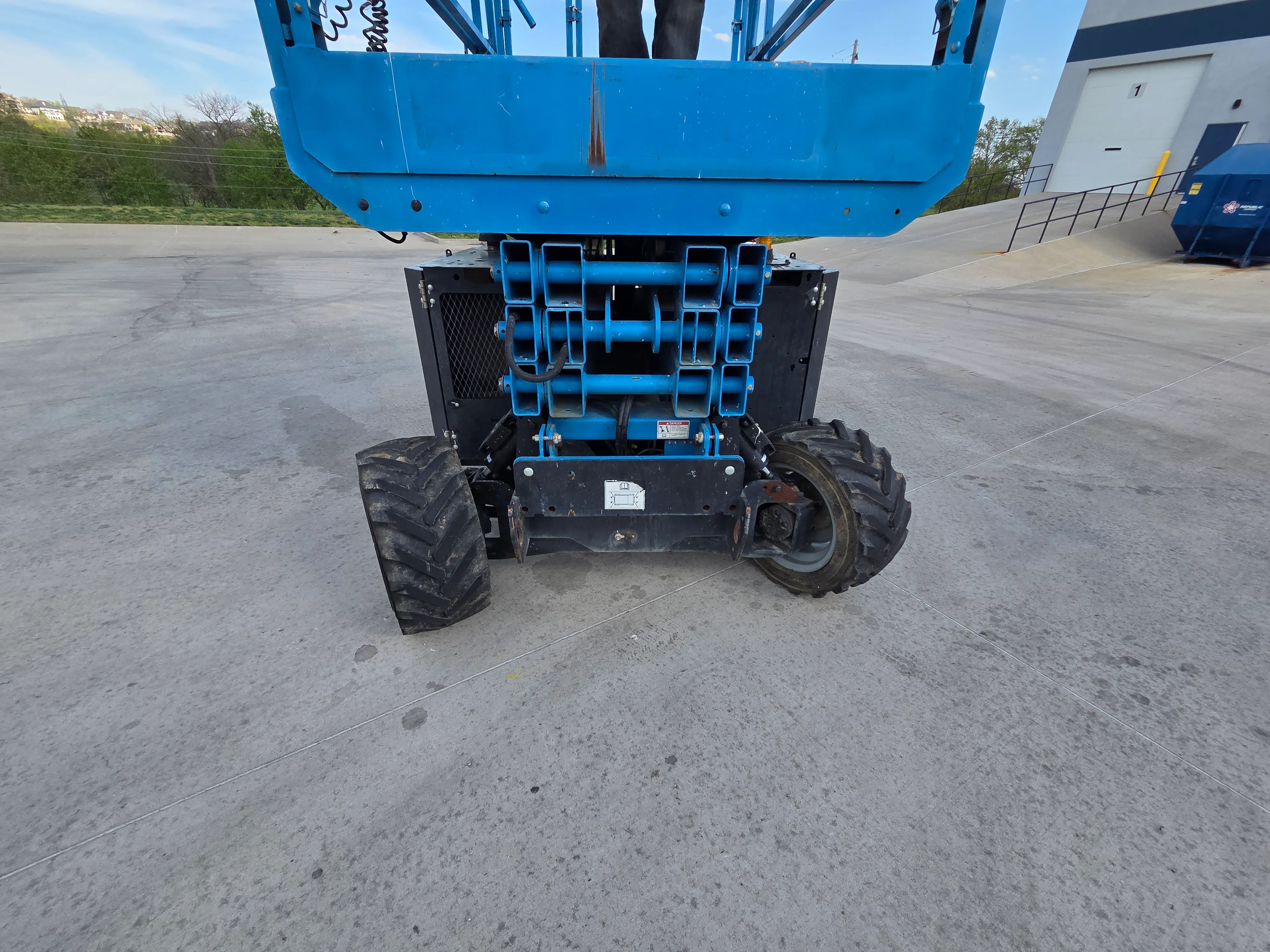 2017 Genie GS-3369