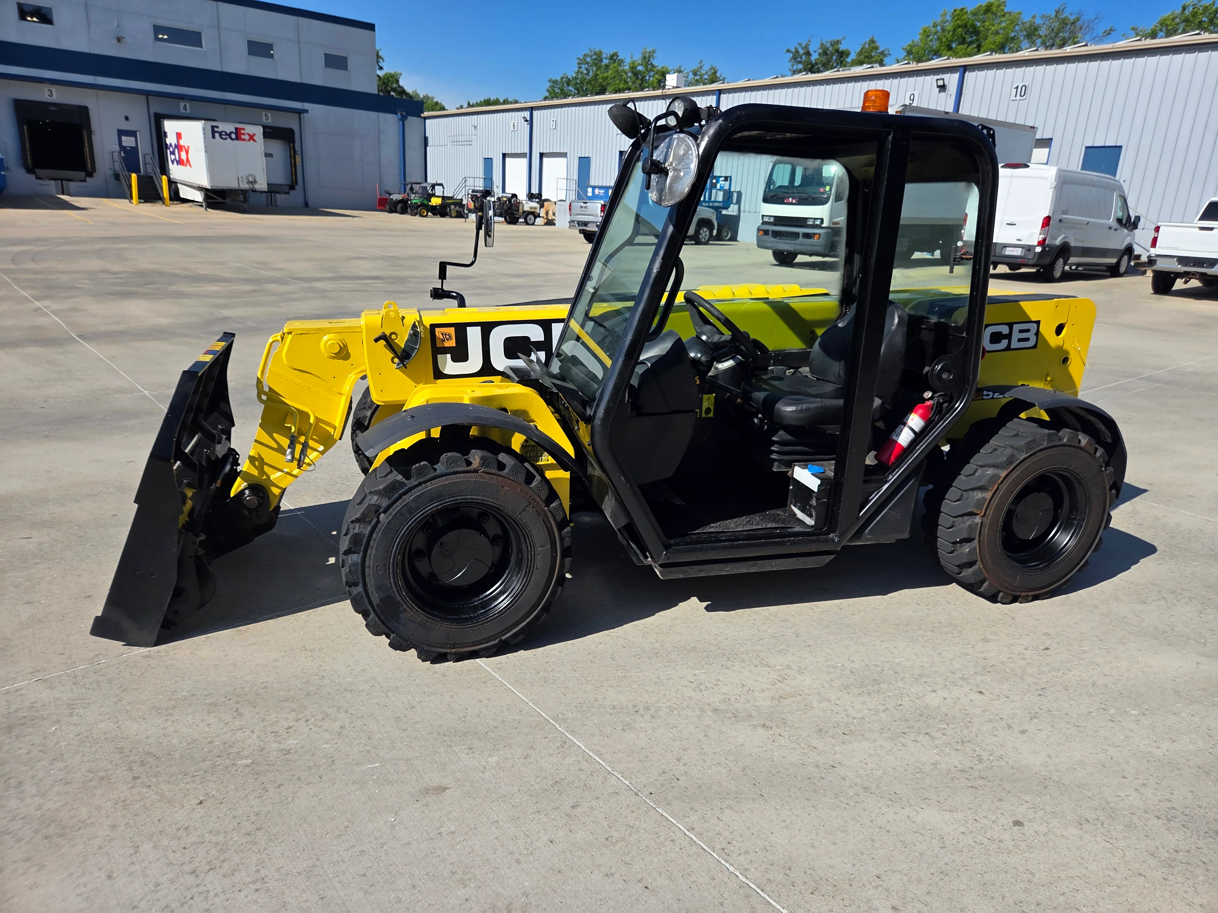 2017 JCB 525-60